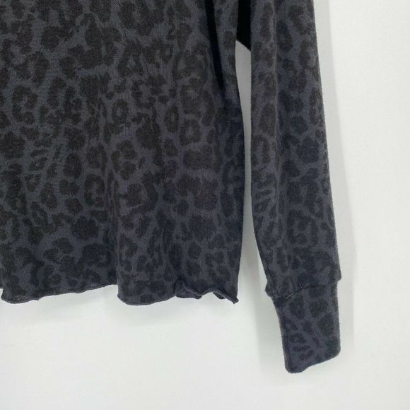 LNA Animal Print Cut Out Frill Hem Long Sleeve Pullover Sweater Black Women's XS - Picture 3 of 10